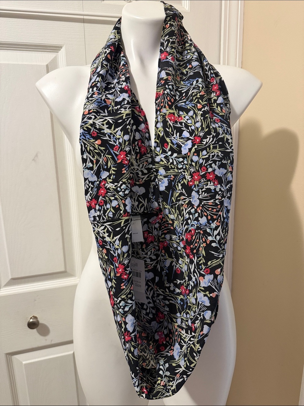 NWT J. Jill Black Silk Floral Print Infinity Scarf